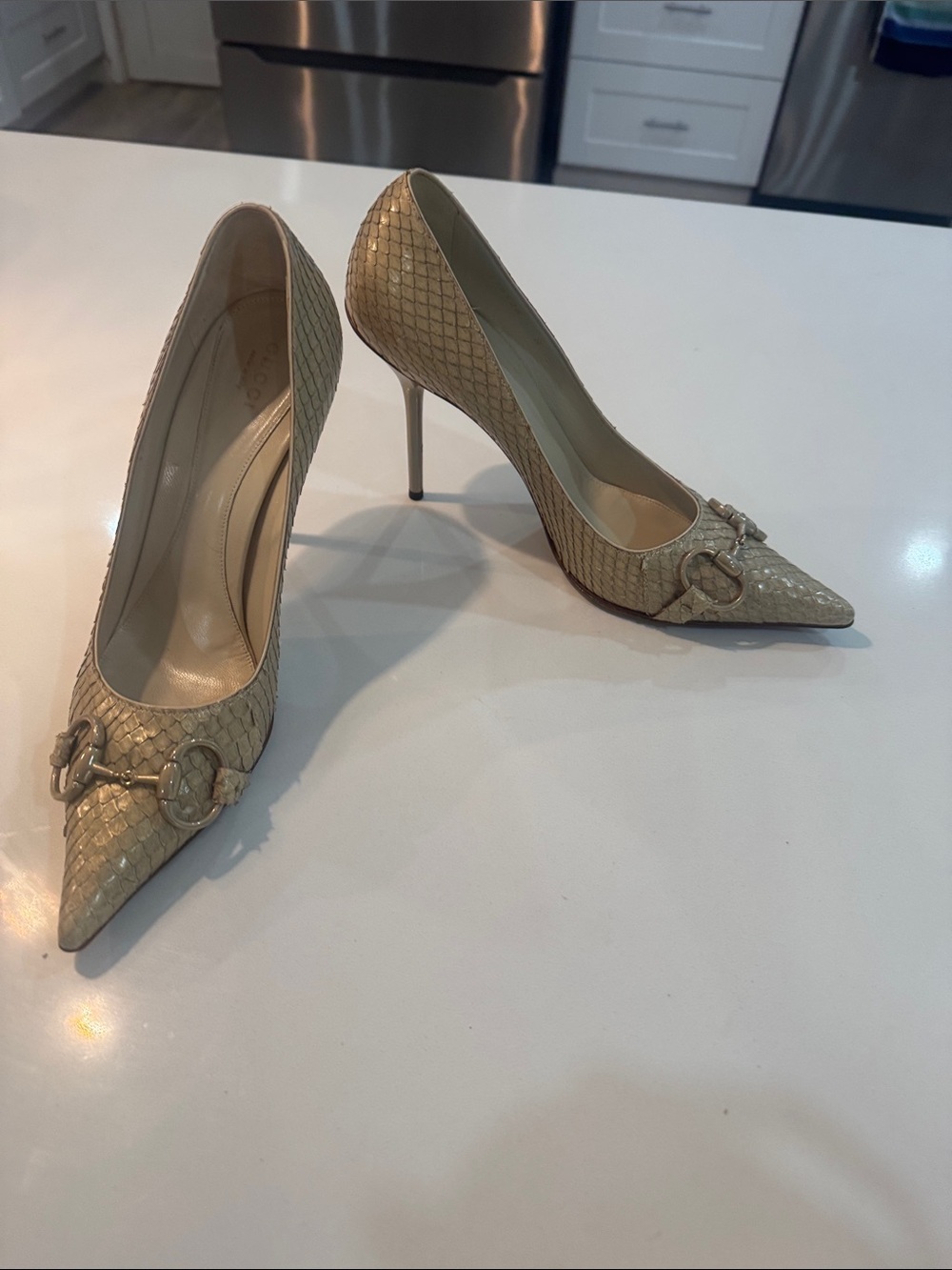 GUCCI 2004 “Tom Ford” Women's Pointed Toe Stiletto Pump in Light Beige -snake - Picture 4 of 17